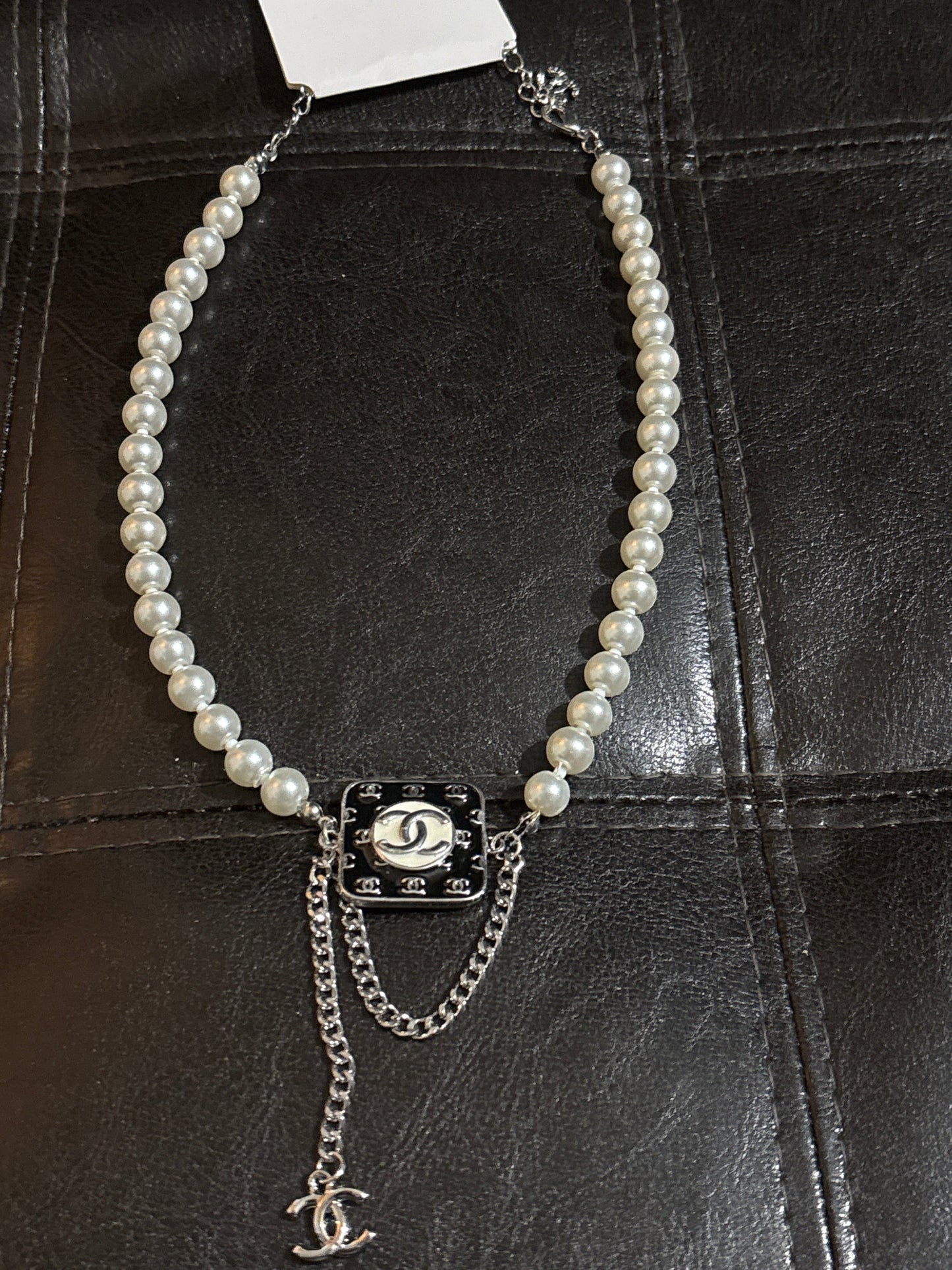 🖤 Luxury Pearl Choker with Black Enamel CC Plaque & Silver Chain Drop — Style #1241 🫖✨