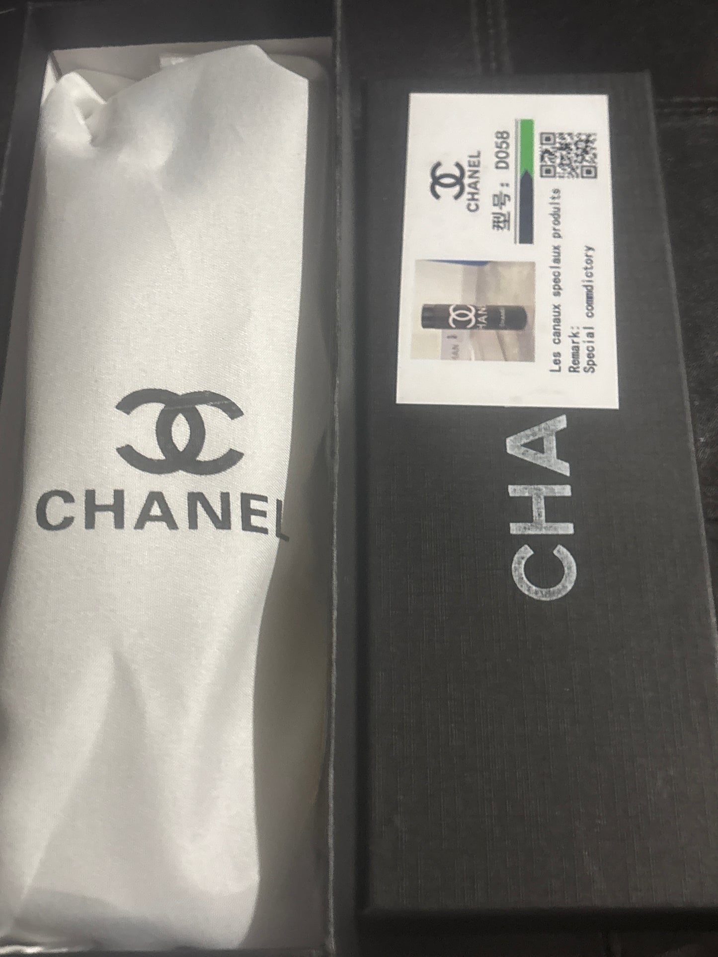 ✨Chanel Smart LED Temperature Display Thermos Tumbler ✨🖤🤍 Matte Black CC Logo Insulated Bottle | Limited Edition 💎👑