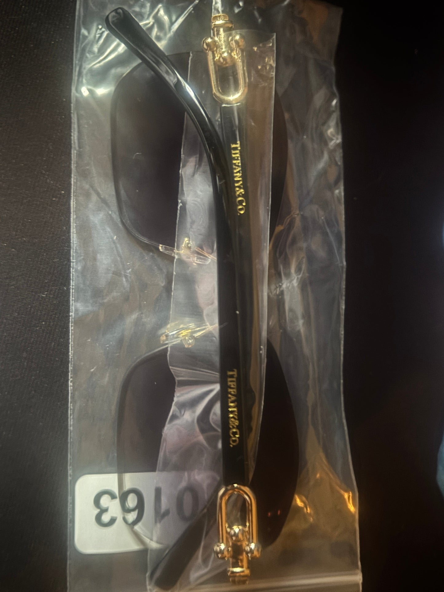 Luxury Rimless Rectangular Sunglasses Burgundy & Gold — Item #0163