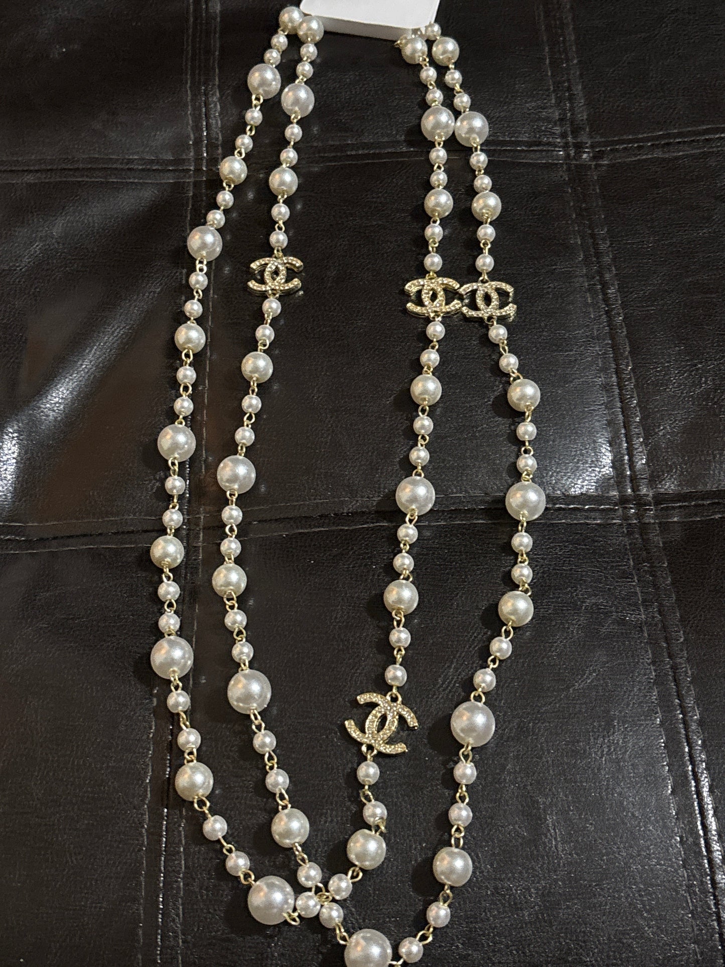 💎 Luxury Long Gold-Tone Multi-Size Pearl & CC Logo Station Necklace — Style #1281 🫖💫