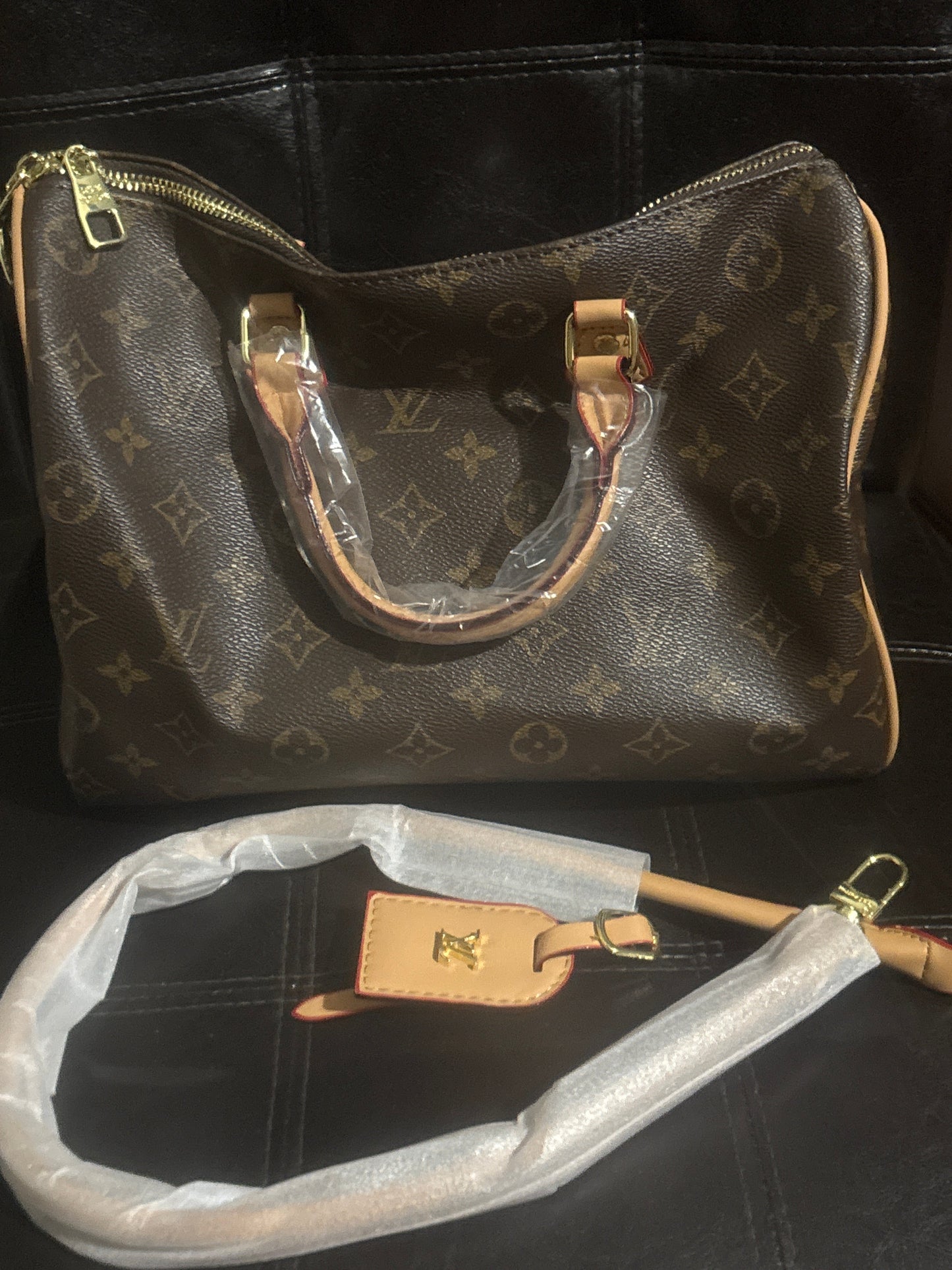 Luxury Inspired LV Monogram Classic Speedy Satchel Handbag with Crossbody Strap & Luggage Tag 👜🤎✨
