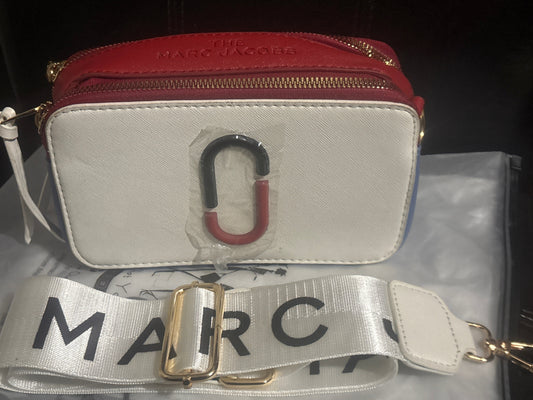 Marc Jacobs Snapshot Camera Bag 🤍❤️🔵✨ White, Red & Blue Colorblock | Weißer Logoriemen | Goldfarbene Hardware 💎👜
