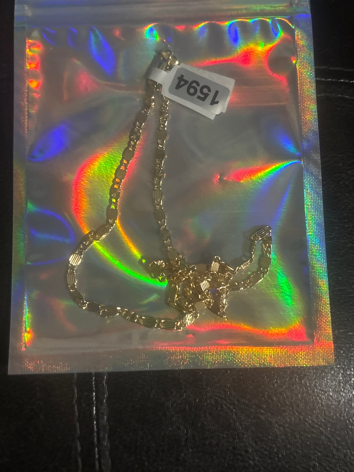 ✨ Gold Rectangular Link Chain Necklace 16" — Item #1594