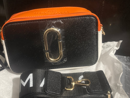 Marc Jacobs Snapshot Kameratasche 🧡🖤🤍✨ Orange, Schwarz & Weiß Colorblock | Goldfarbene Hardware 💎👜