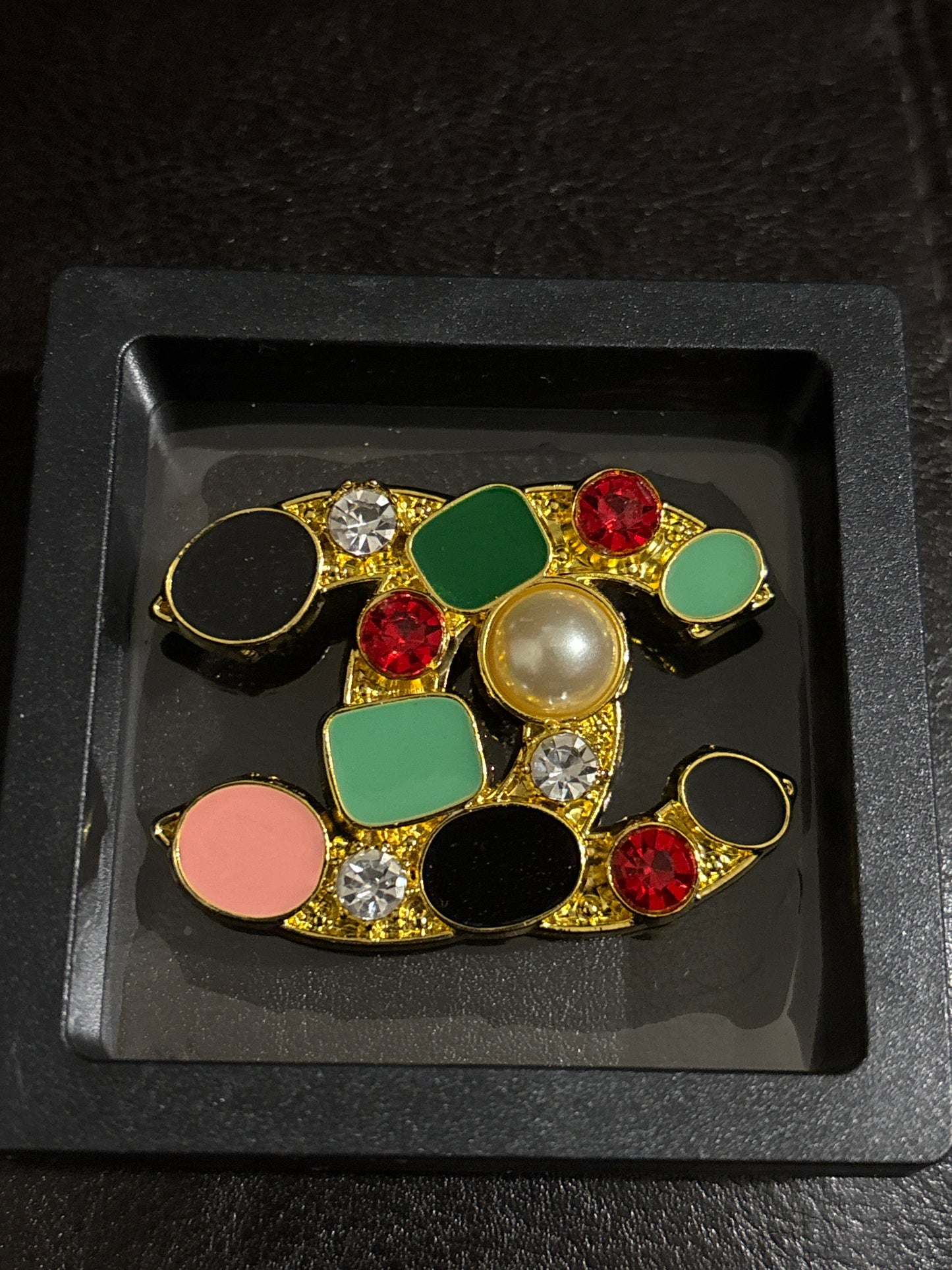 🌟 Luxury Gold-Tone Multicolor Gemstone & Pearl CC Logo Brooch Pin — Style #1082 💎✨