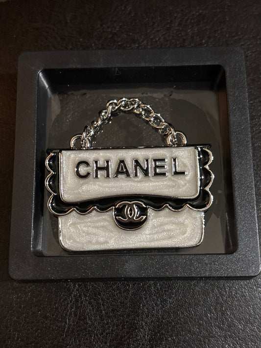 Luxury Inspired Miniature Flap Handbag Brooch in White Glitter Enamel & Silver-Tone with Chain Handle 👜🤎💰✨