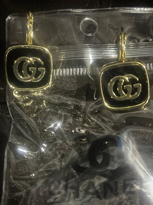 ✨ Black Enamel GG Logo Gold Cushion Lever-Back Drop Earrings — Item #1567