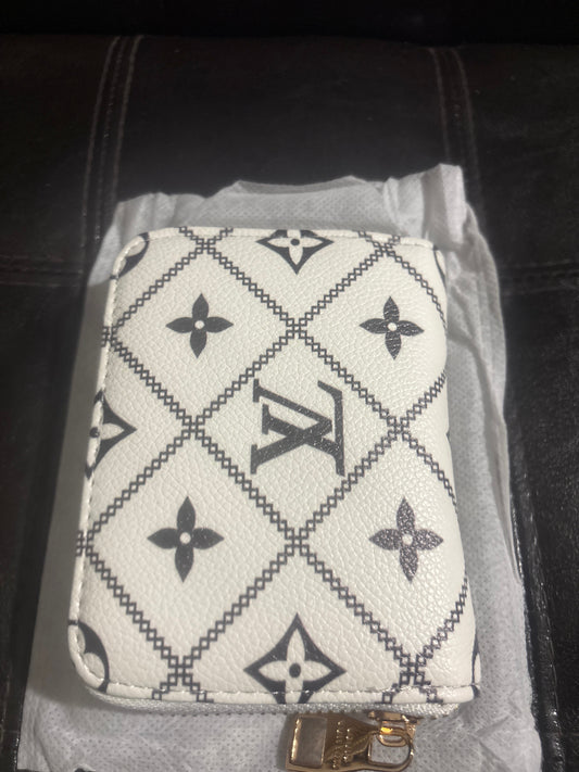 LV-inspiriertes weißes & schwarzes Rautenmuster-Monogramm-Reißverschluss-Portemonnaie 🤍🖤✨ | Auffälliges LV-Logo | Luxuriöses Designer-inspiriertes | Schickes Mini-Portemonnaie 💎