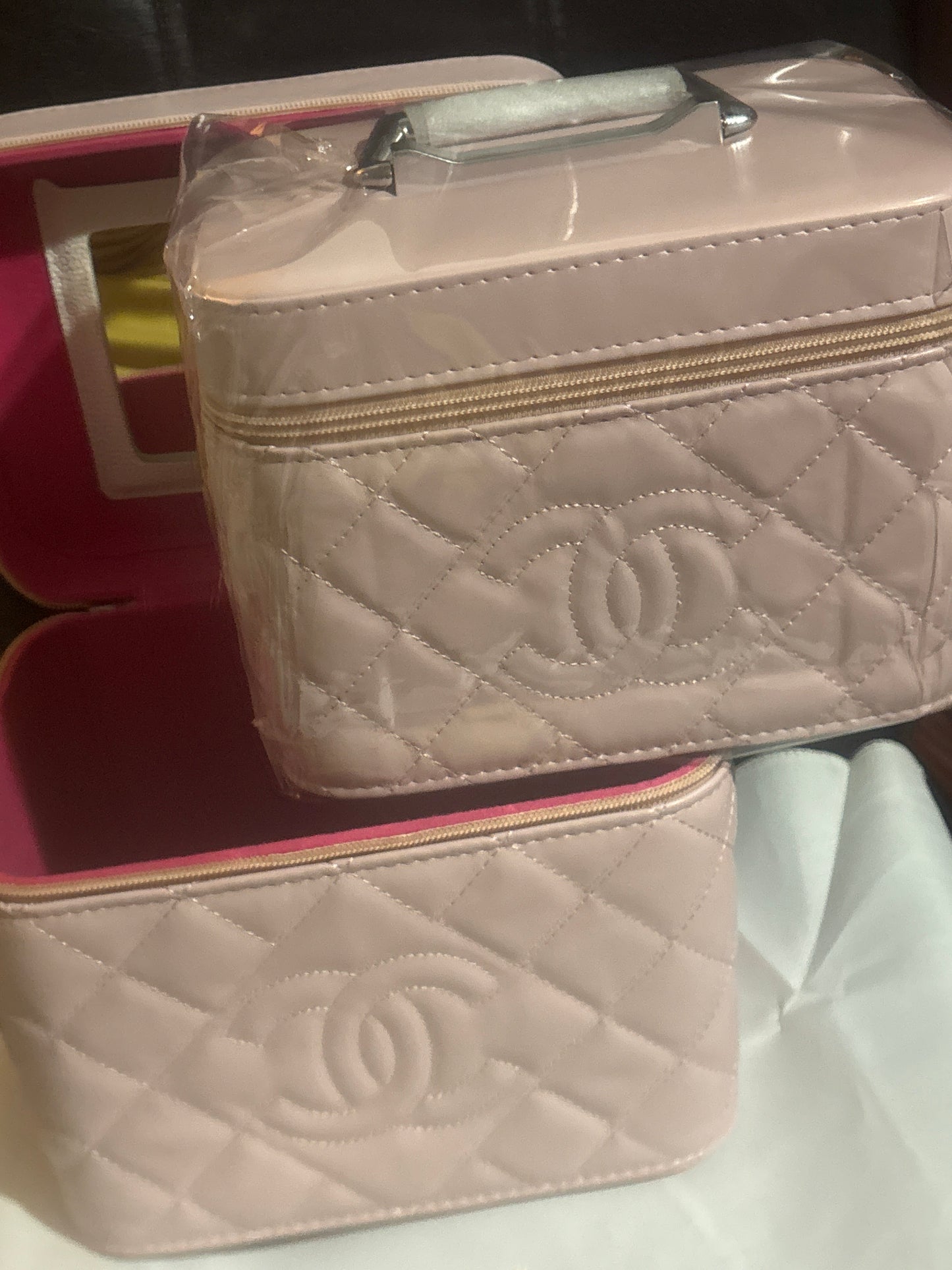 Luxury Inspired CC Quilted Blush Pink Vanity Case Set with Mirror & Cosmetic Pouch 🌸💰✨