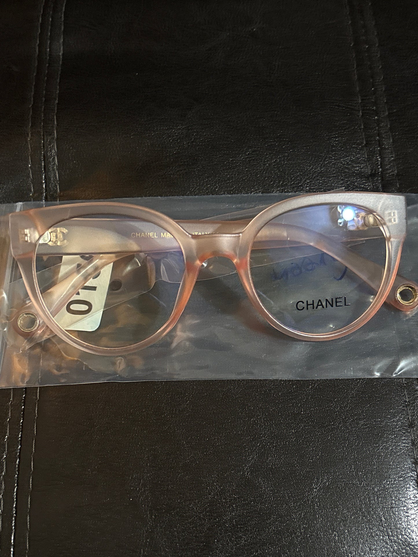 🌸 Luxury Pink Translucent Cat-Eye CC Logo Optical Frames — Style #0156 🕶️✨