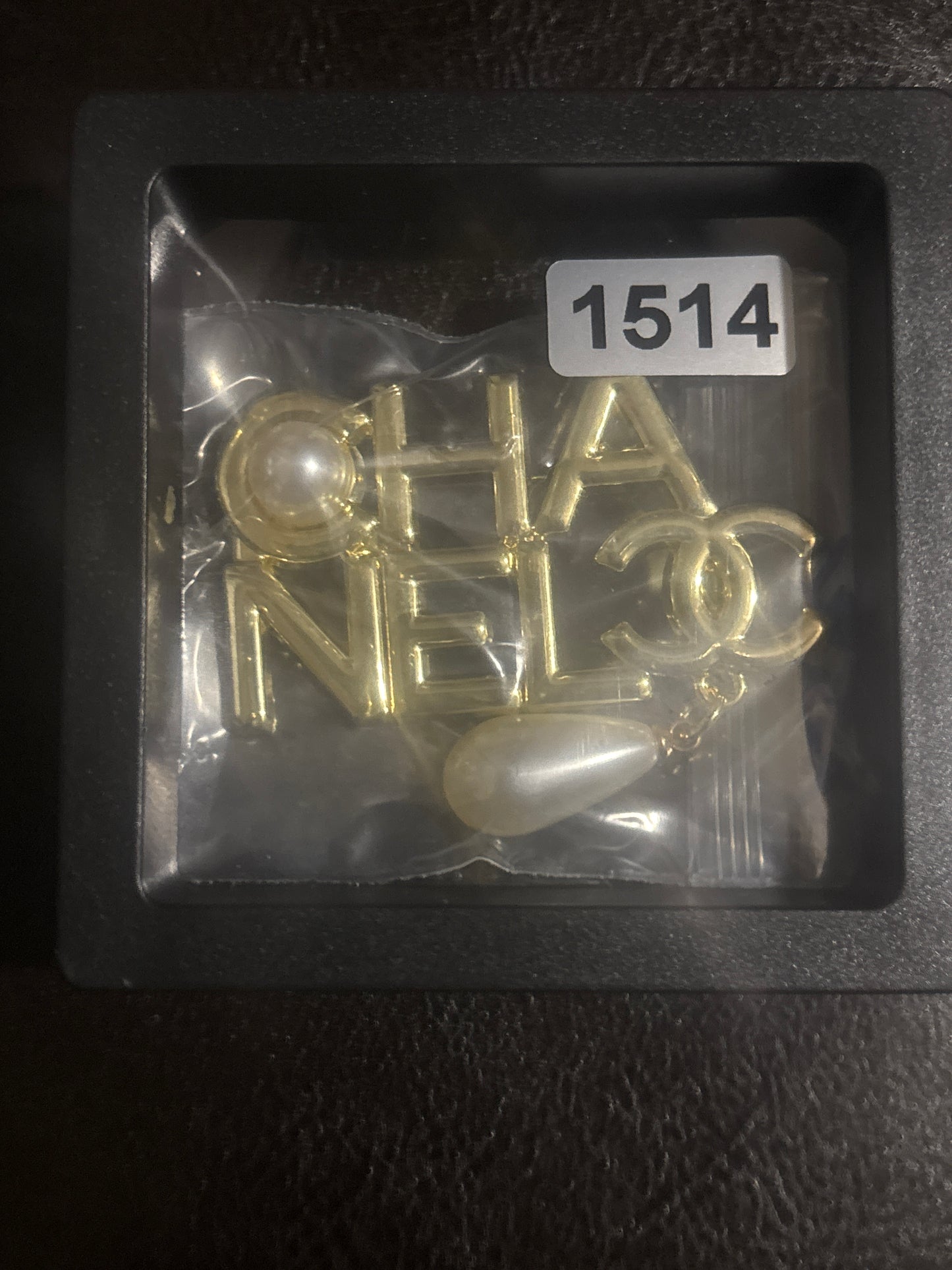 ✨ Letter Script Pearl CC Logo Teardrop Brooch Pin — Gold & Silver — Items #1514 & #1512