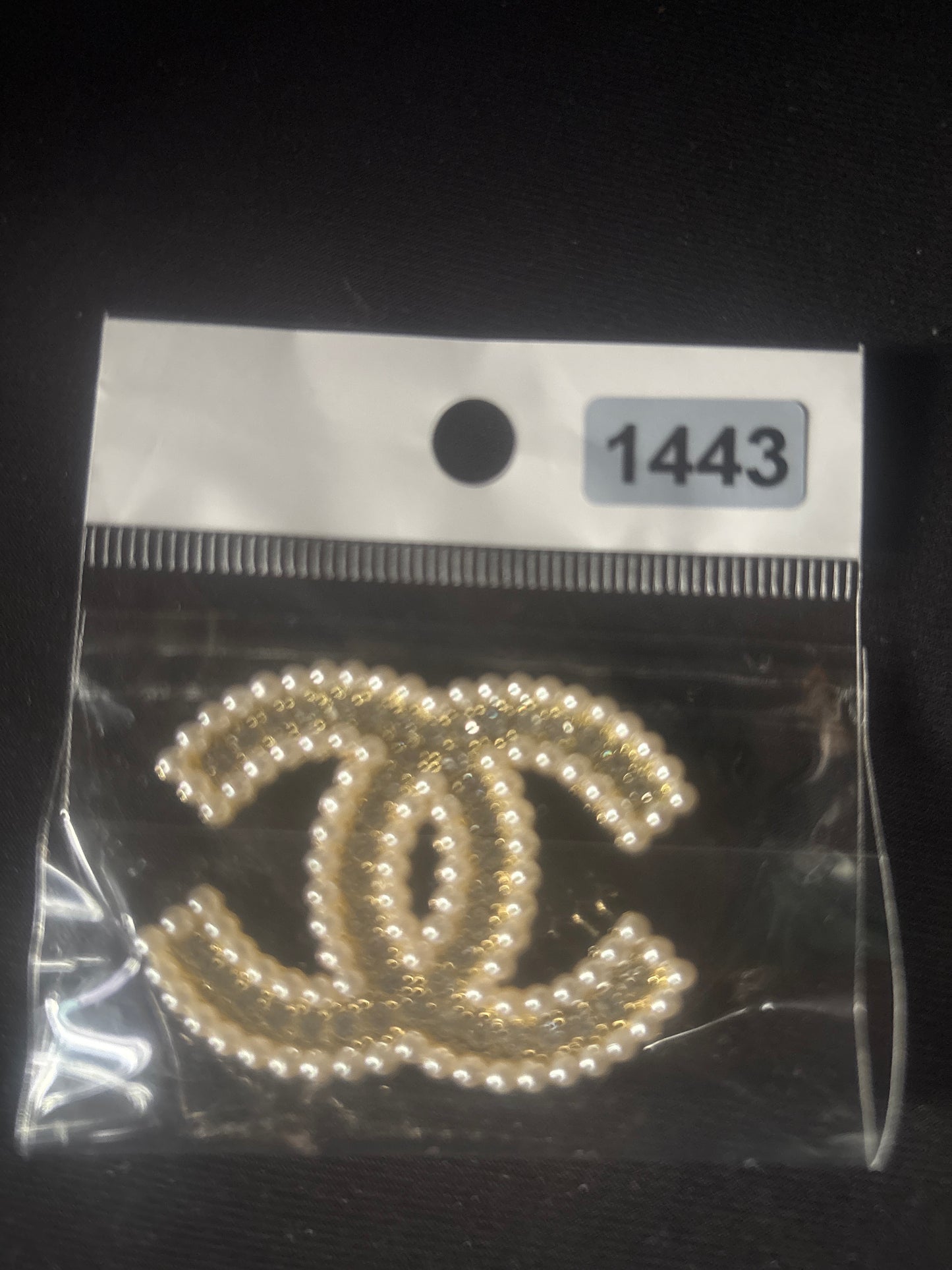 💎Luxury Pearl Double-C Brooch — Item #1443