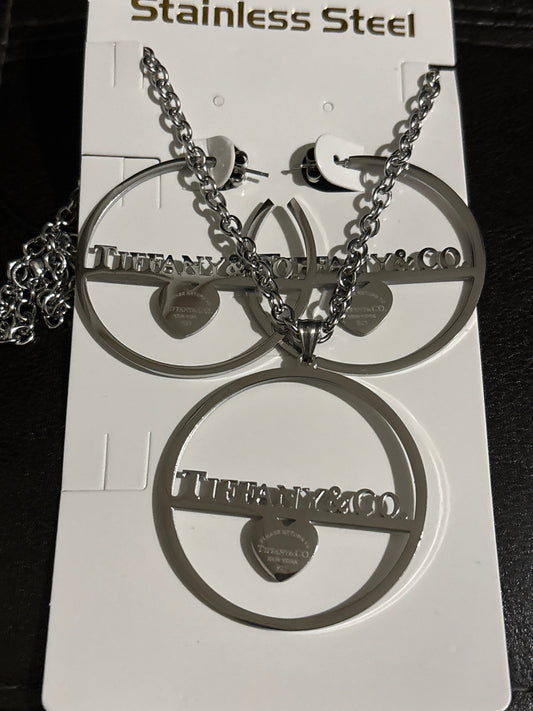 ⭕ Luxury Silver-Tone Stainless Steel Logo Circle Hoop Earrings & Necklace 3-Piece Set — Style #1644 💎✨