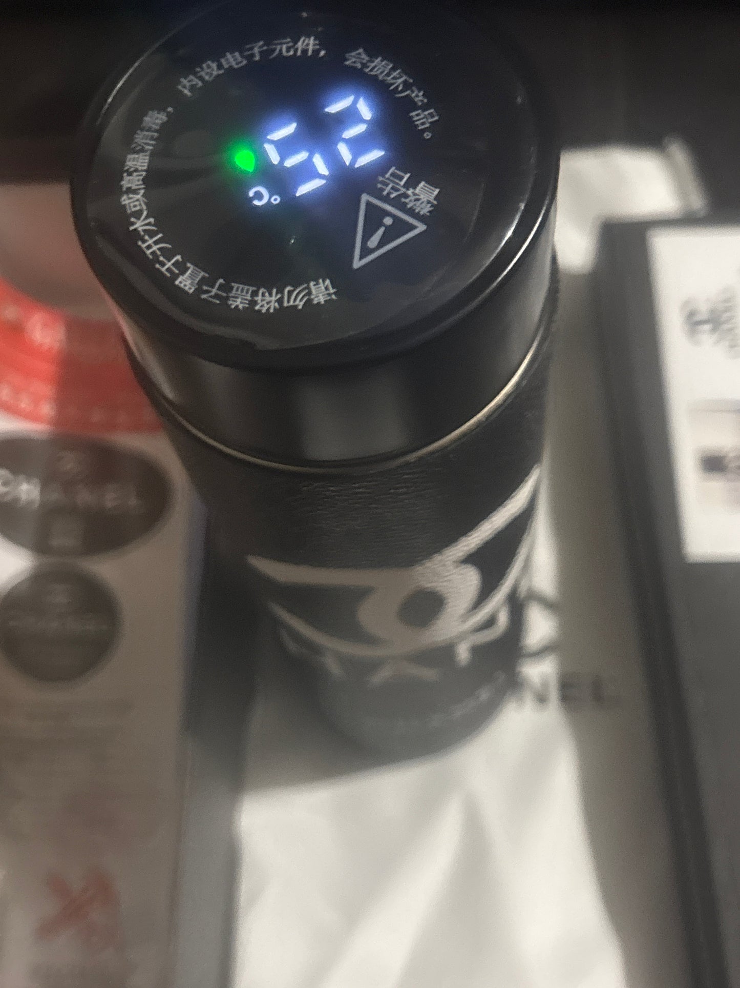 ✨Chanel Smart LED Temperature Display Thermos Tumbler ✨🖤🤍 Matte Black CC Logo Insulated Bottle | Limited Edition 💎👑