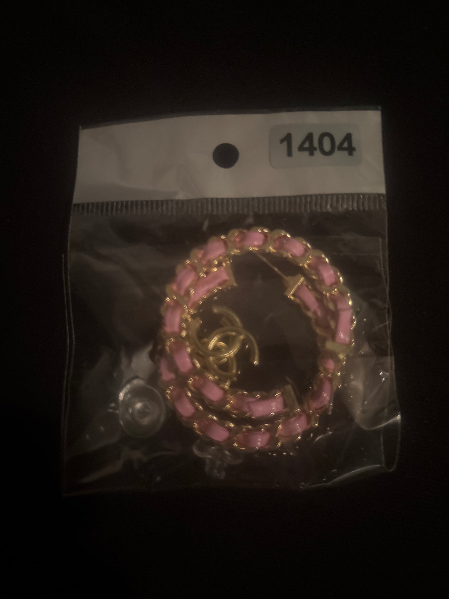 ✨The Luxe 🌸 Light Pink Enamel Chain Logo Hoop Earrings