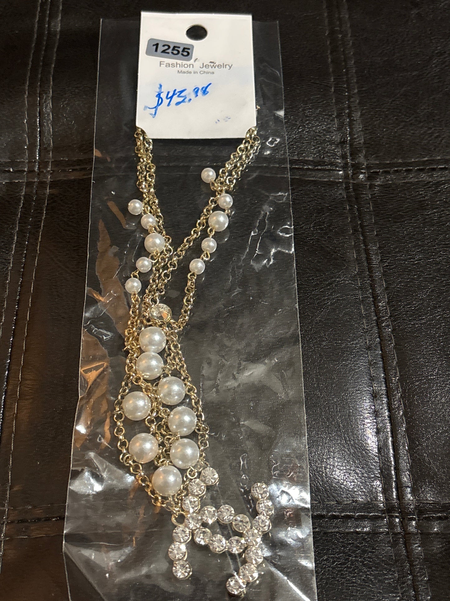 💫 Luxury Gold-Tone Multi-Strand Pearl & Crystal CC Pendant Necklace — Style #1255 💎🫖