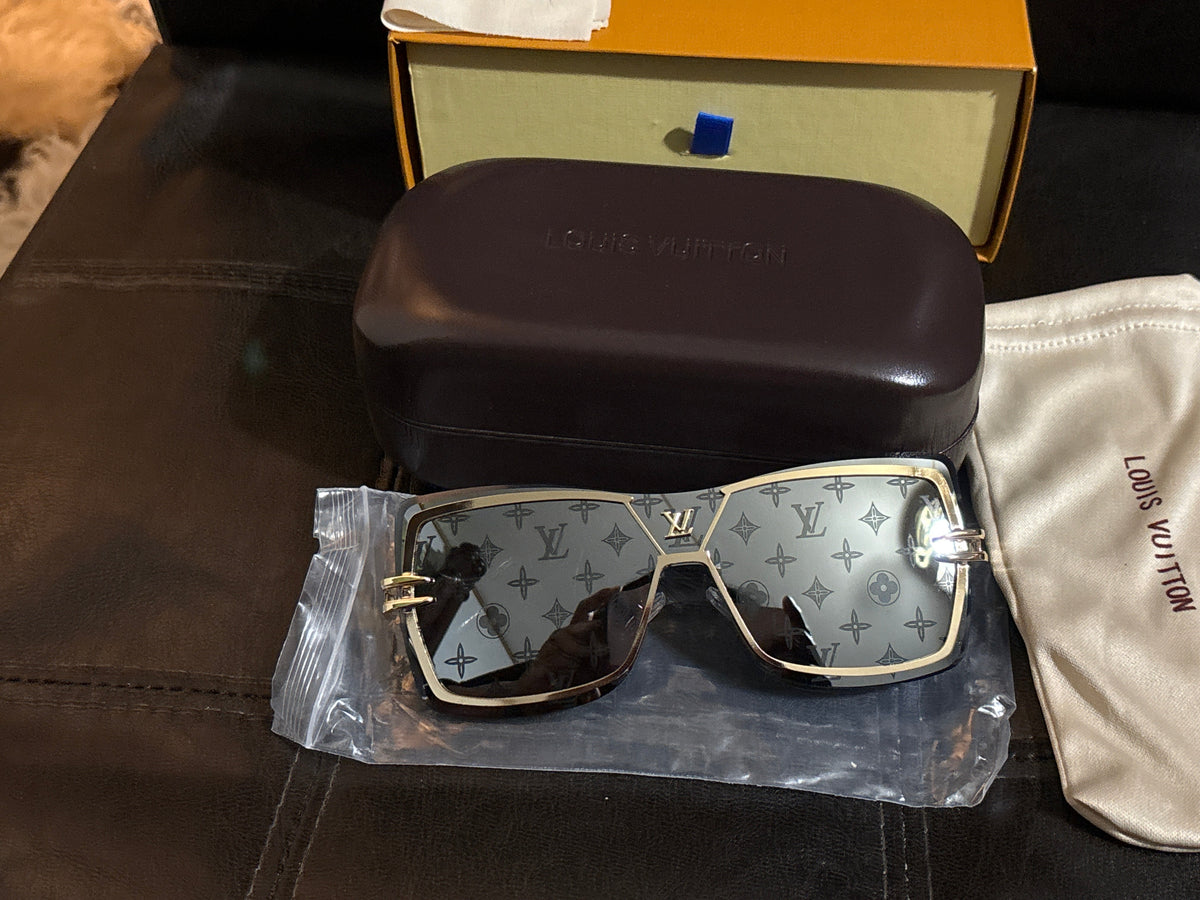 Luxury Inspired LV Monogram Lens Square Shield Sunglasses | Silver Mirror & Gold Frame 🕶️✨🪩 #0347