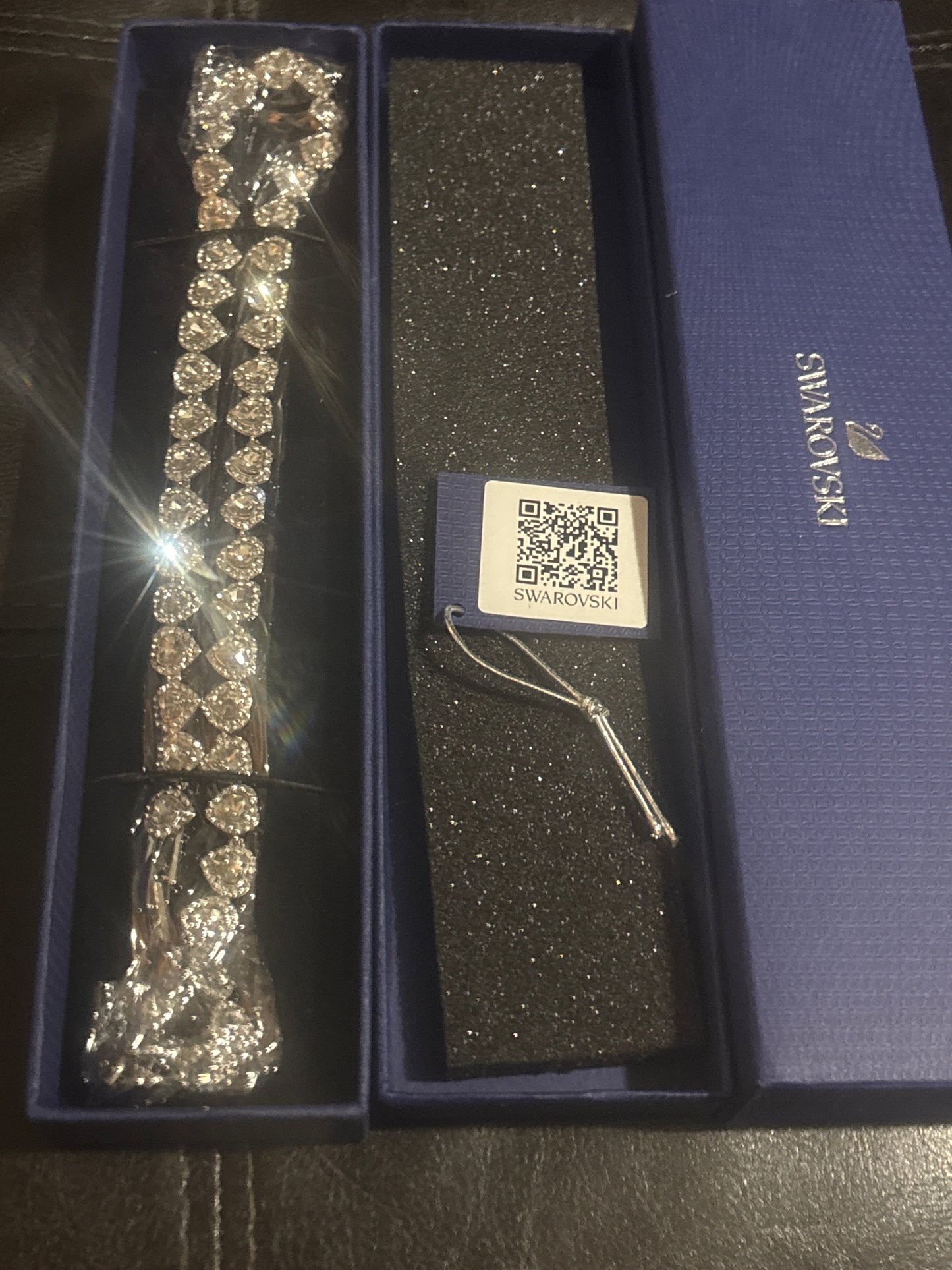 ✨Swarovski Crystal Tennis Necklace ✨💎🤍 Sparkling Round-Cut Crystal Silver-Tone Setting | Luxury Gift Box 🎀