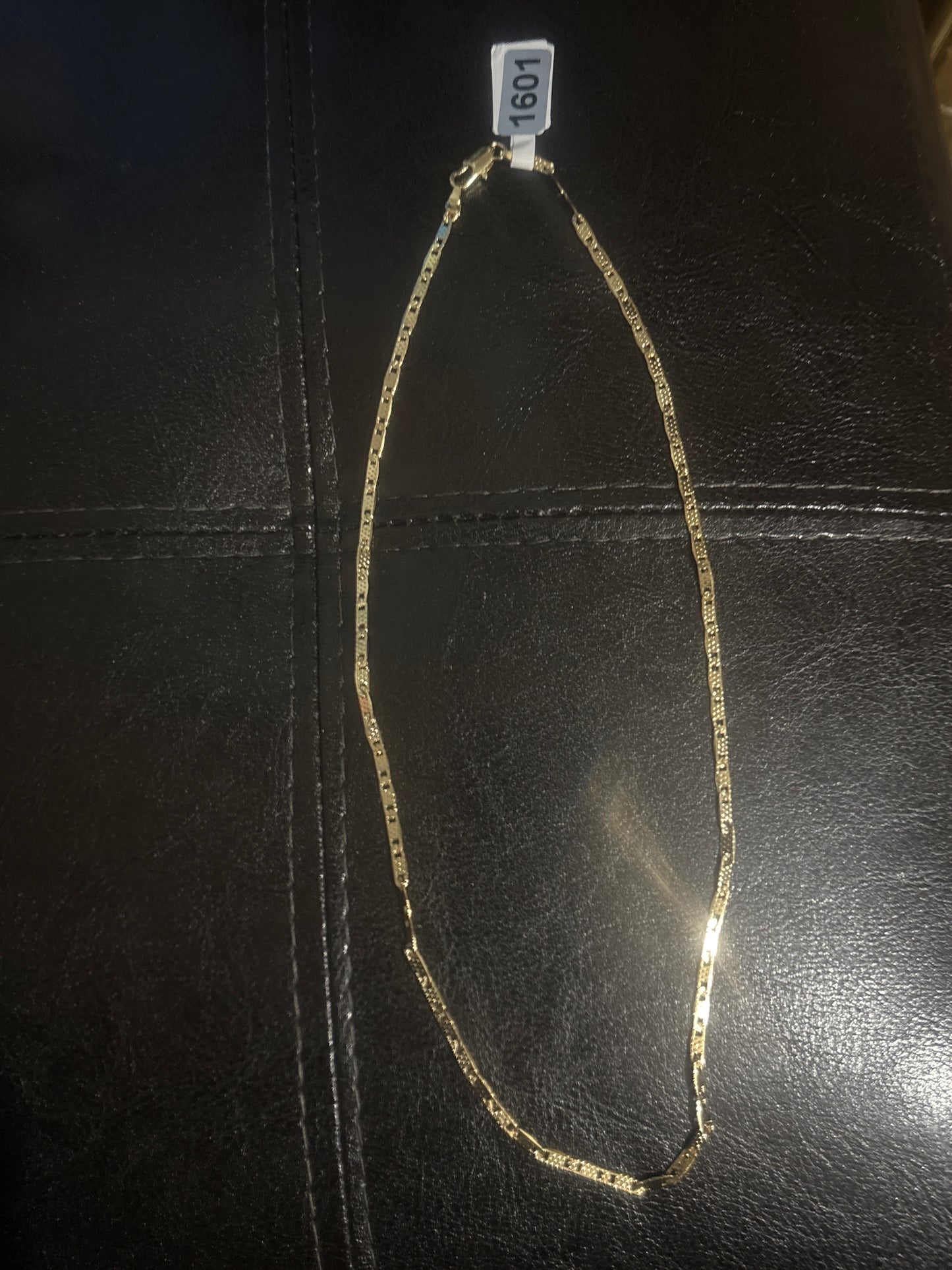 ✨ Gold Mirror-Style Link Chain Necklace 💛