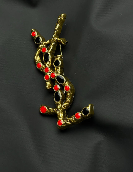 ✨Luxury YSL Cassandre Stone-Embellished Brooch Red & Black — Items #1493 & #1456 up🔥