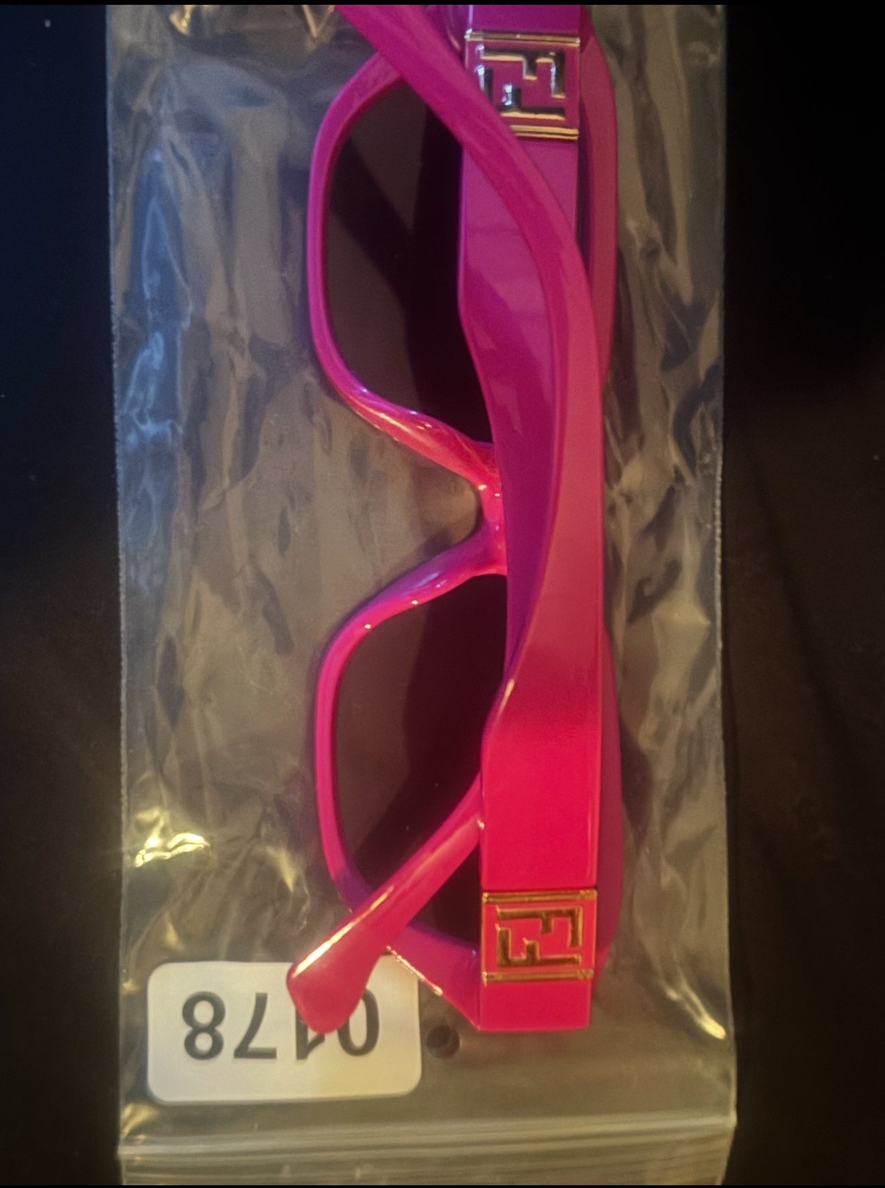 Luxury Hot Pink Cat-Eye Sunglasses with Gold Logo — Item #0178