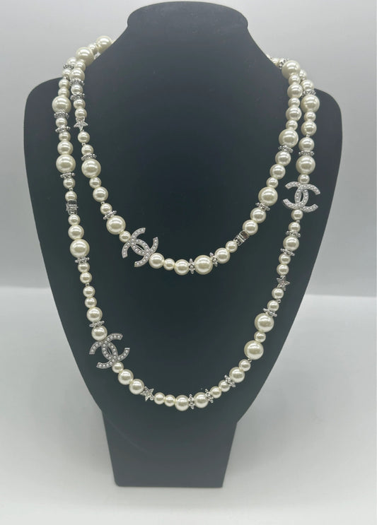 💎 Luxury Faux Pearl Inspired Necklace ✨