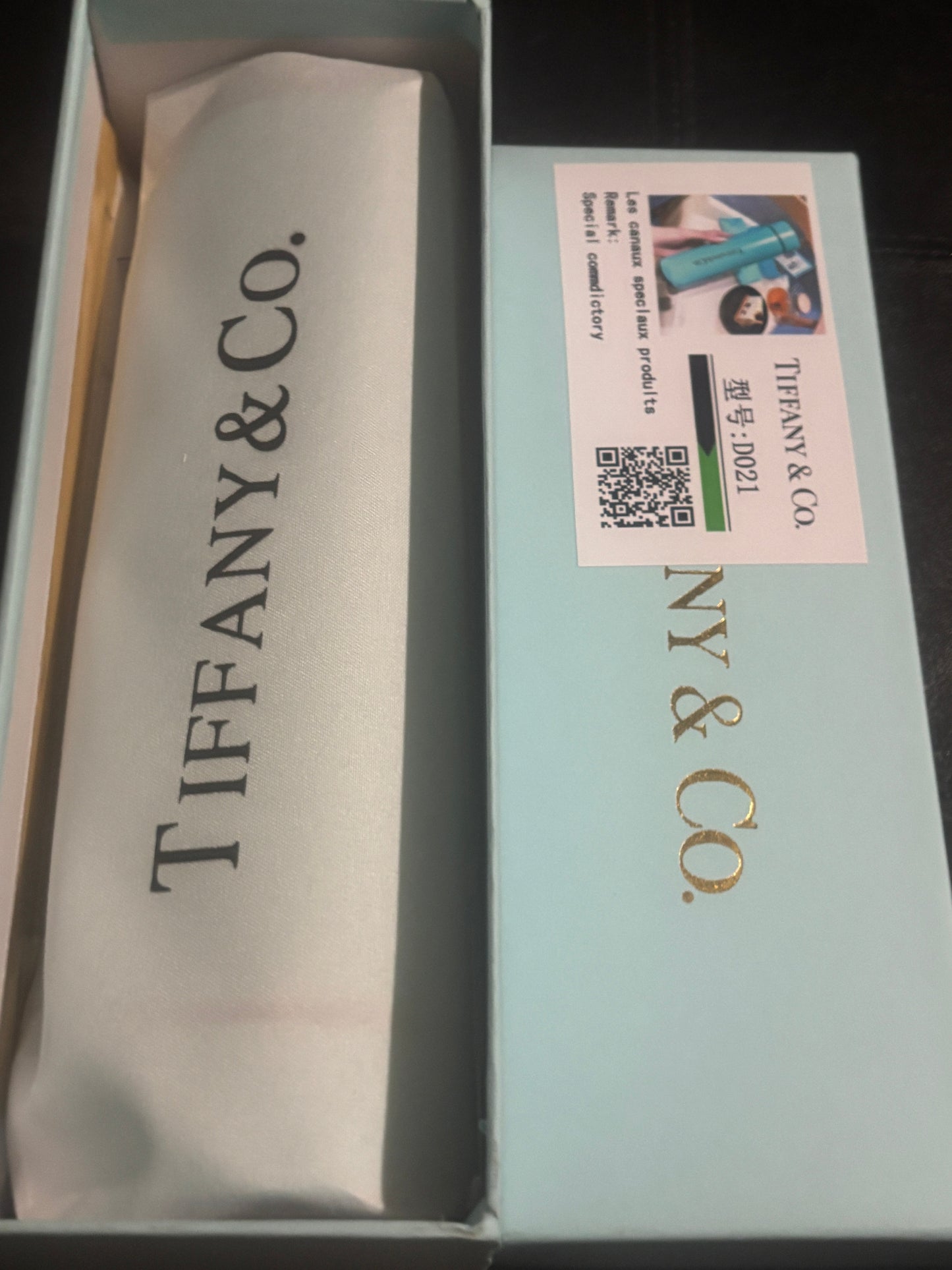 ✨Tiffany & Co. Smart LED Temperature Display Thermos Tumbler ✨💙🤍 Iconic Tiffany Blue Insulated Bottle | Limited Edition 💎👑