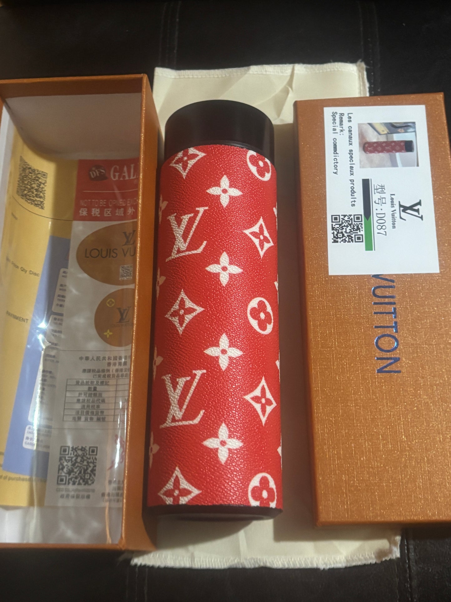 Louis Vuitton x Supreme Monogram Thermos Tumbler ✨❤️🖤 Bold Red LV Monogram Streetwear Luxury Insulated Bottle | Limited Edition 💎👑