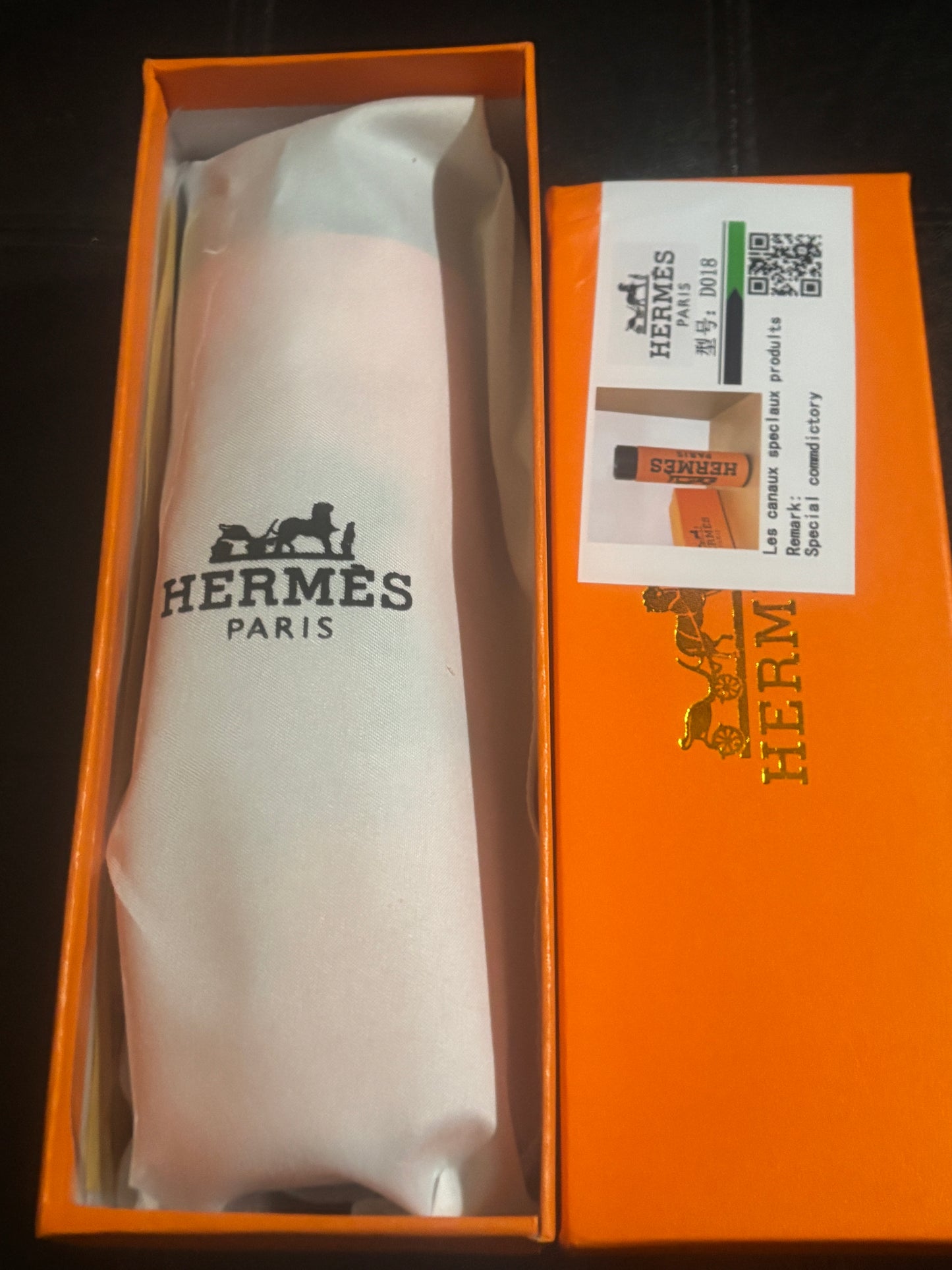 Hermès Paris Thermos Tumbler ✨🧡🖤 Iconic Orange Bold Branding Horse & Carriage Insulated Bottle | Limited Edition 💎👑