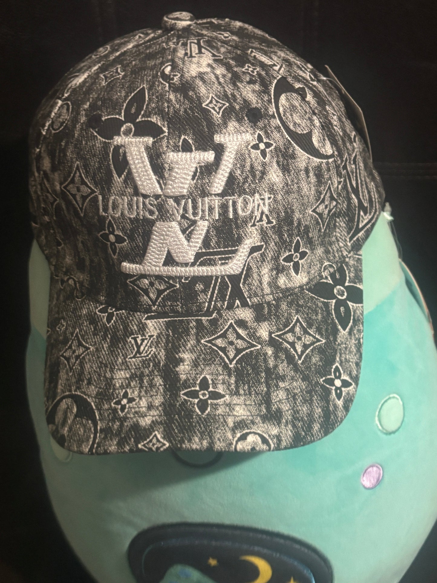 👑 Luxury Inspired LV Denim Monogram Baseball Cap 🧢