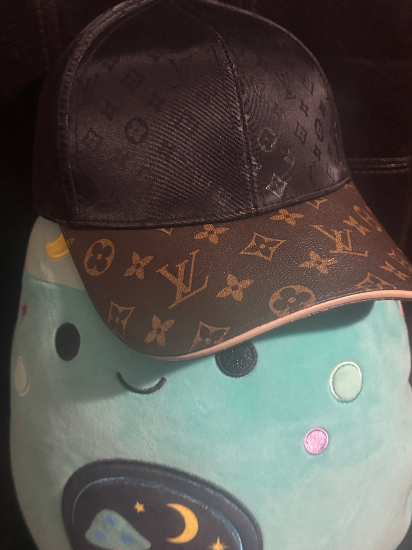 👑 Luxury Inspired LV Two-Tone Monogram Baseball Cap 🧢