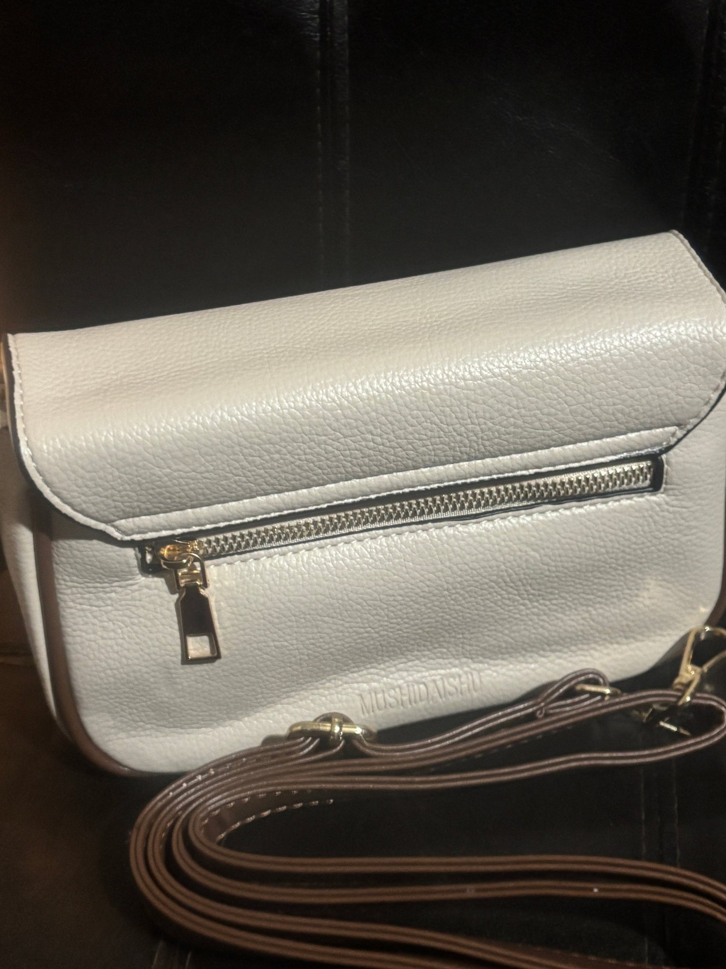 Luxury Mushidaishu Cream Pebbled Leather Flap Crossbody Bag with Gold Loop Twist-Lock 🤎💰✨