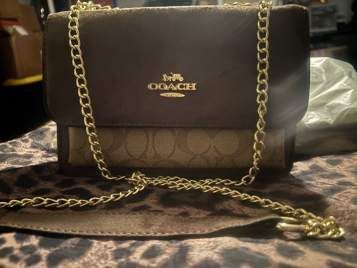 ✨The Luxe 💞 Chain Strap Crossbody