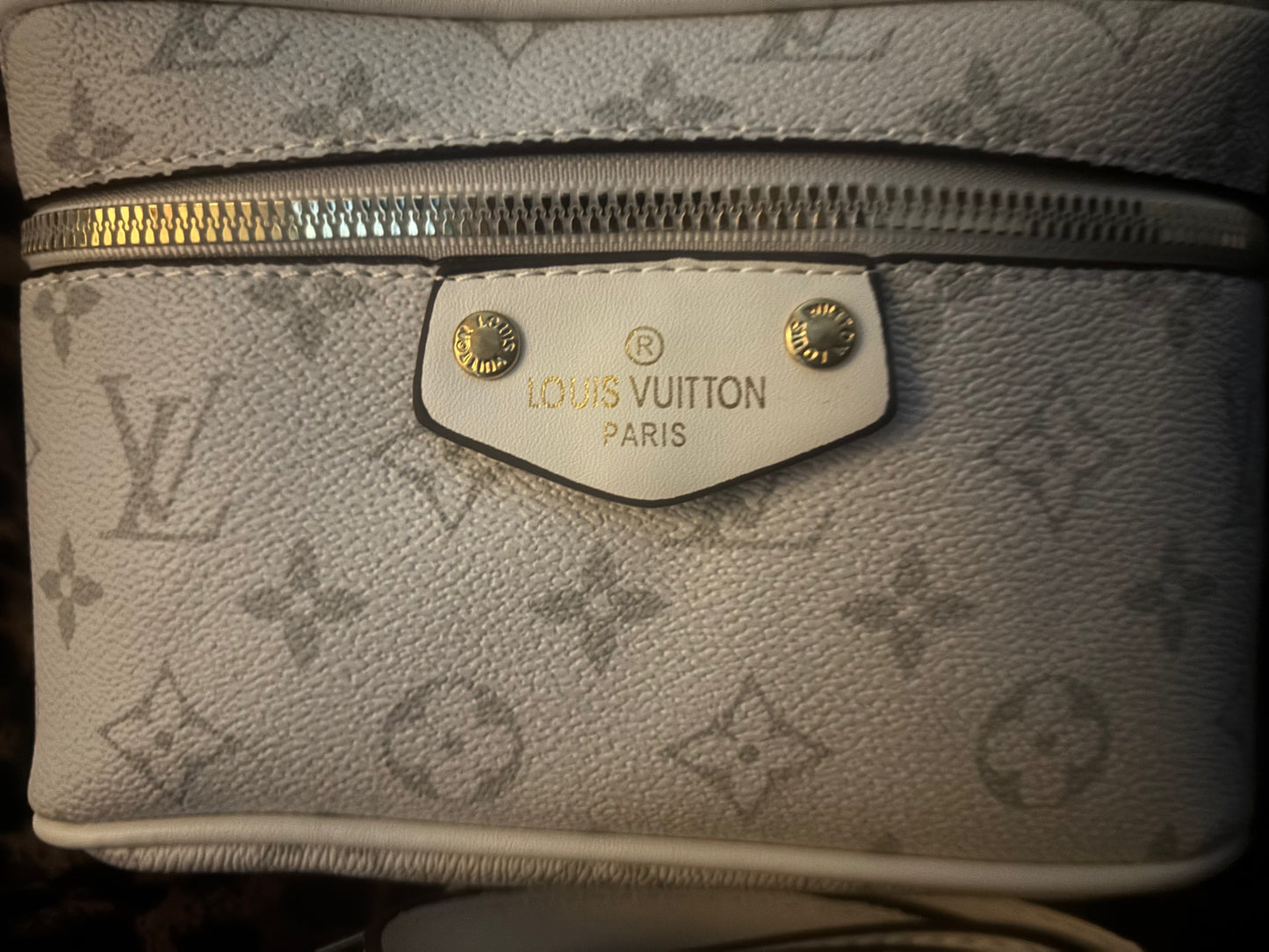 💸 White Monogram Leather Luxury Vanity Case ✨