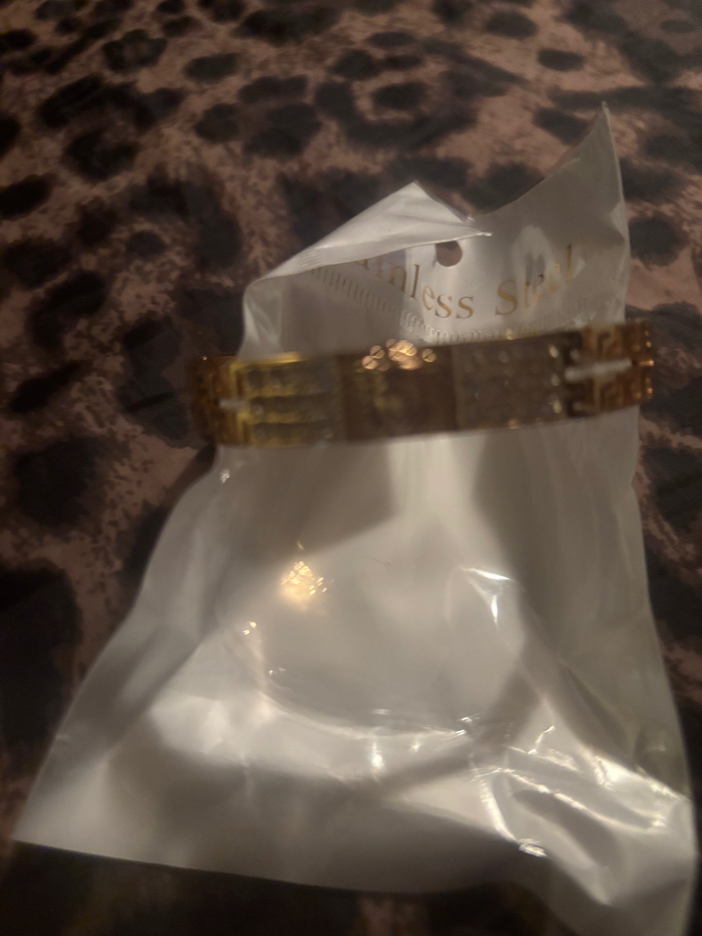 💸 Gold-Tone Multi-Link Luxury Cuff Bracelet ✨