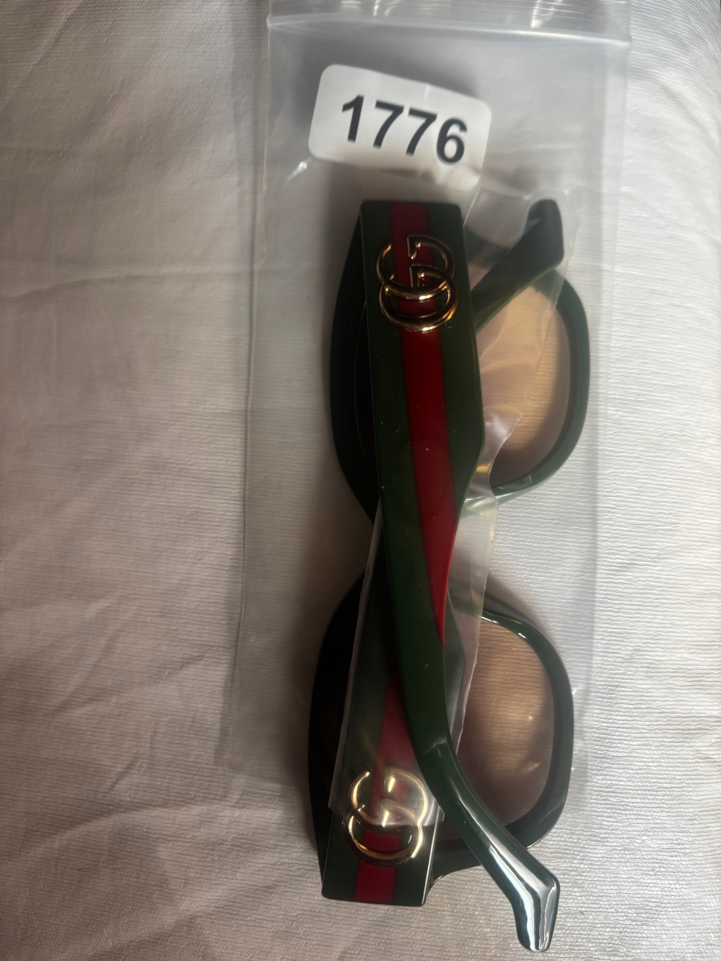 🕶️💚❤️ Luxury Inspired Stripe Fashion Sunglasses ✨