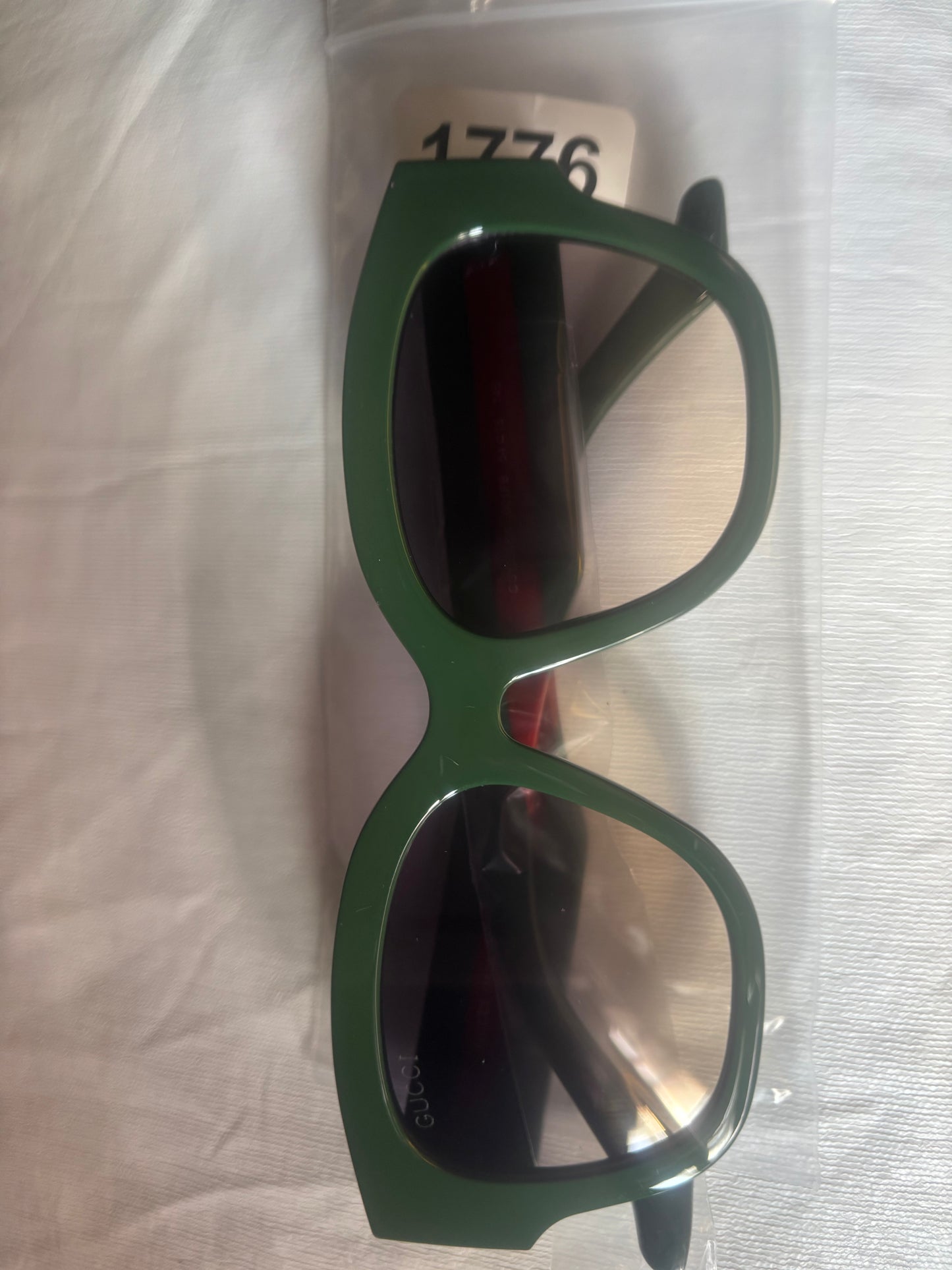 🕶️💚❤️ Luxury Inspired Stripe Fashion Sunglasses ✨