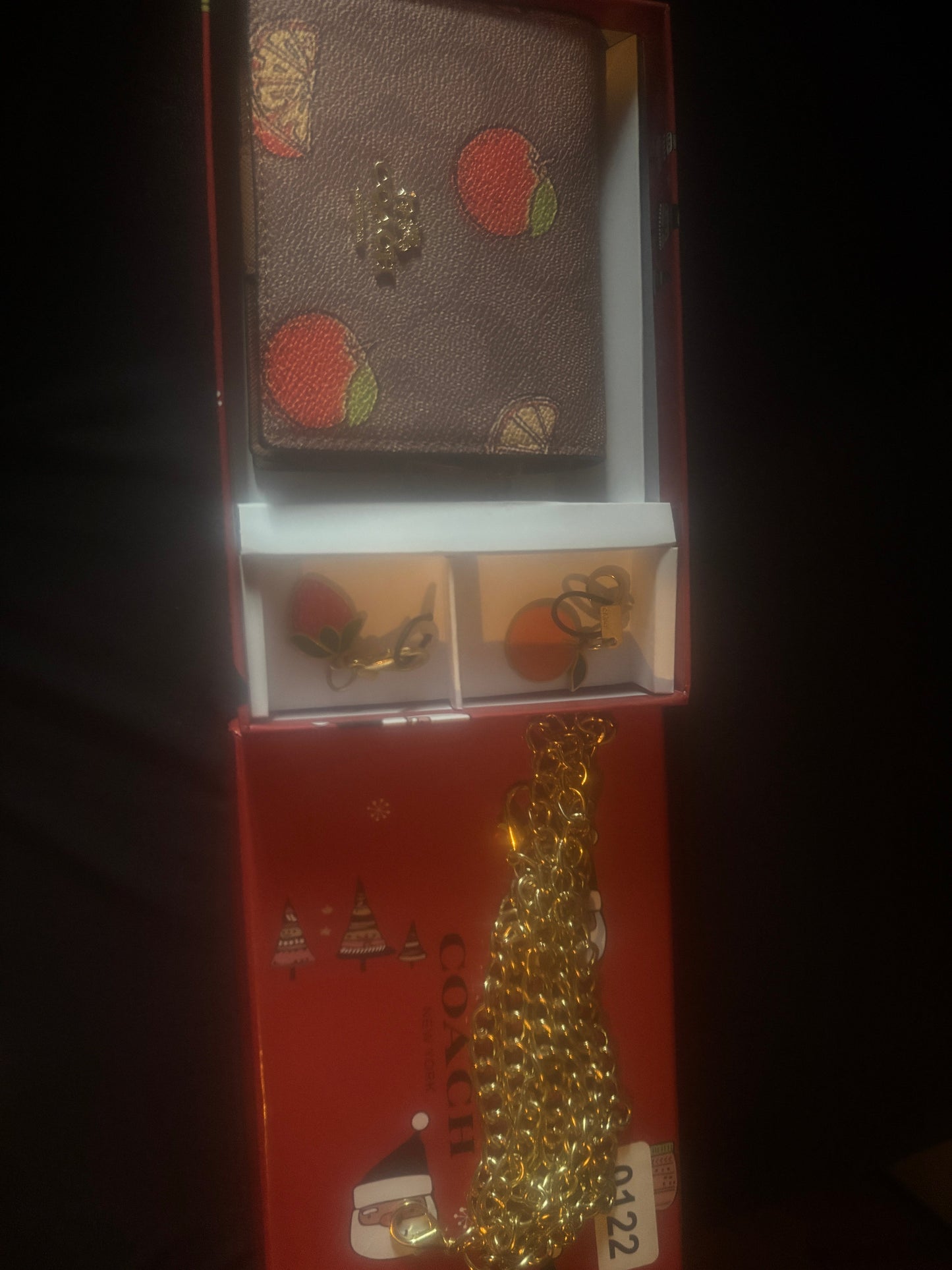 ✨The Luxe 🍓 Strawberry Print Compact Wallet