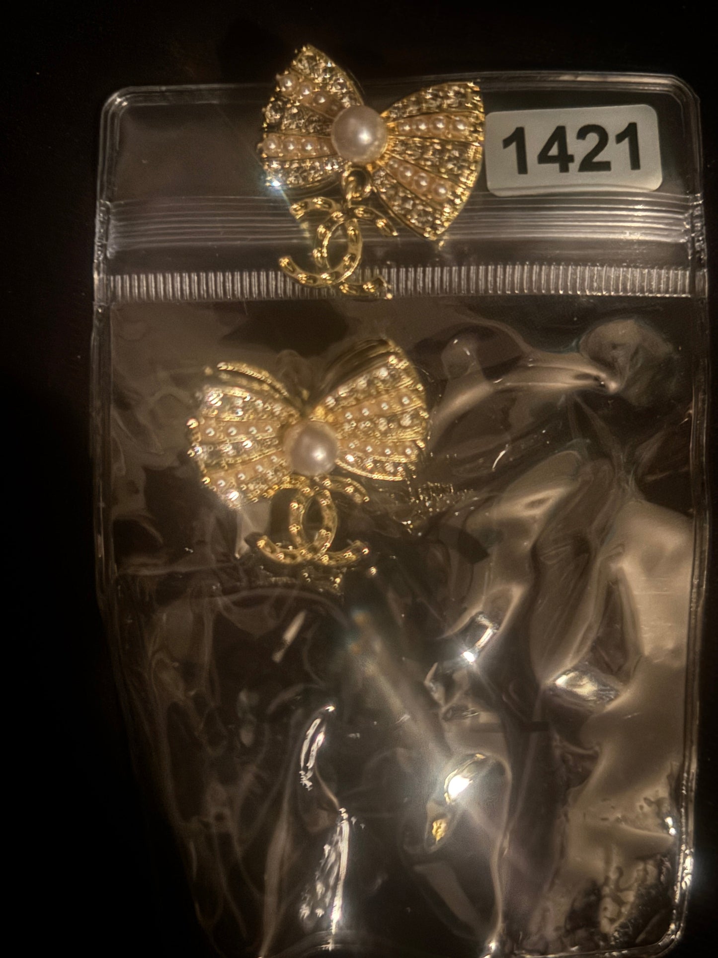 ✨The Luxe 🎀 Gold Crystal Bow & Pearl Logo Drop Earrings