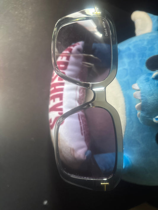 ✨Luxury Clear 🩶Gray Lens Sunglasses — Item #1382✨