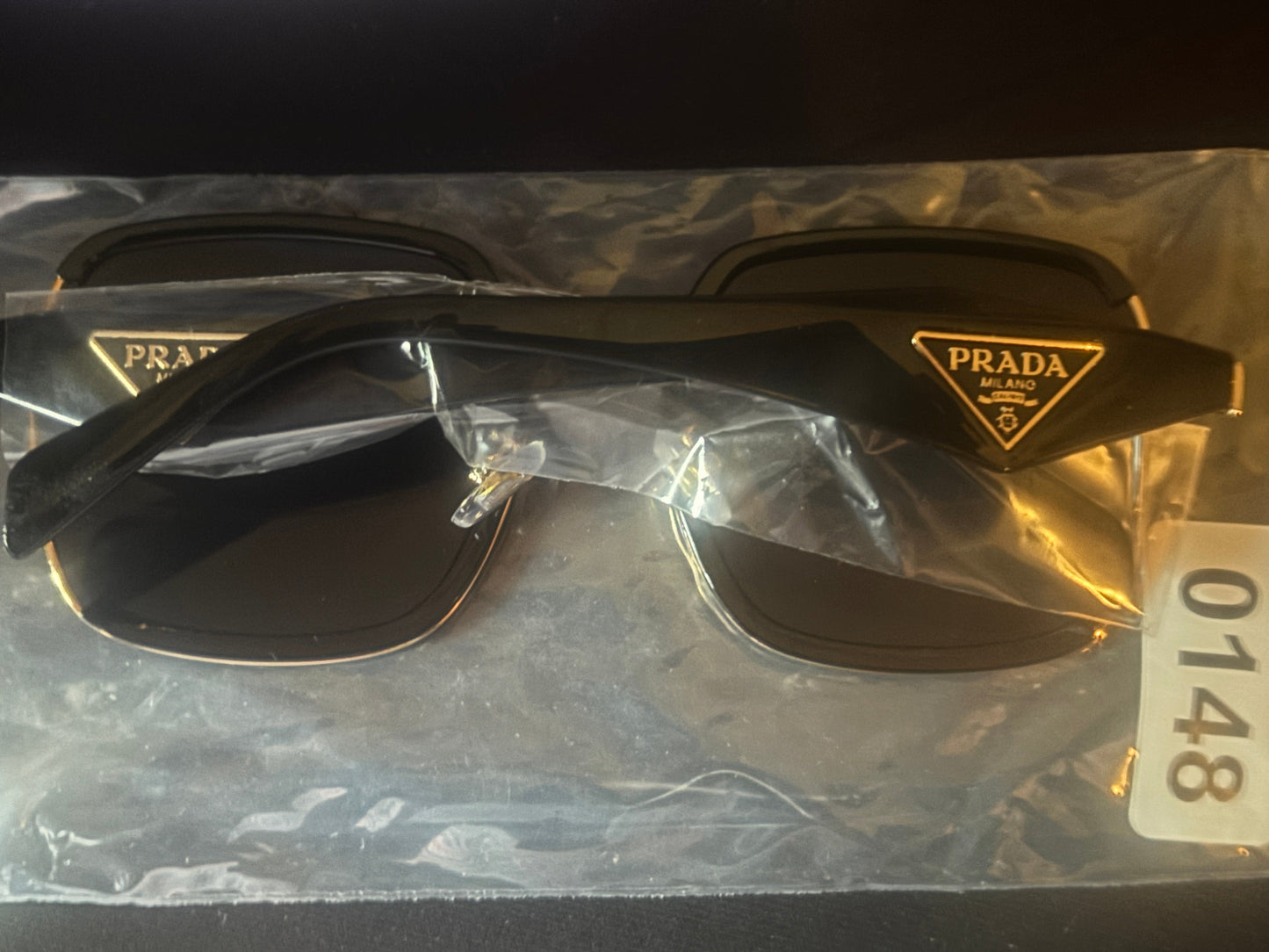 Luxury Oversized Square Sunglasses Black & Gold — Item #0148