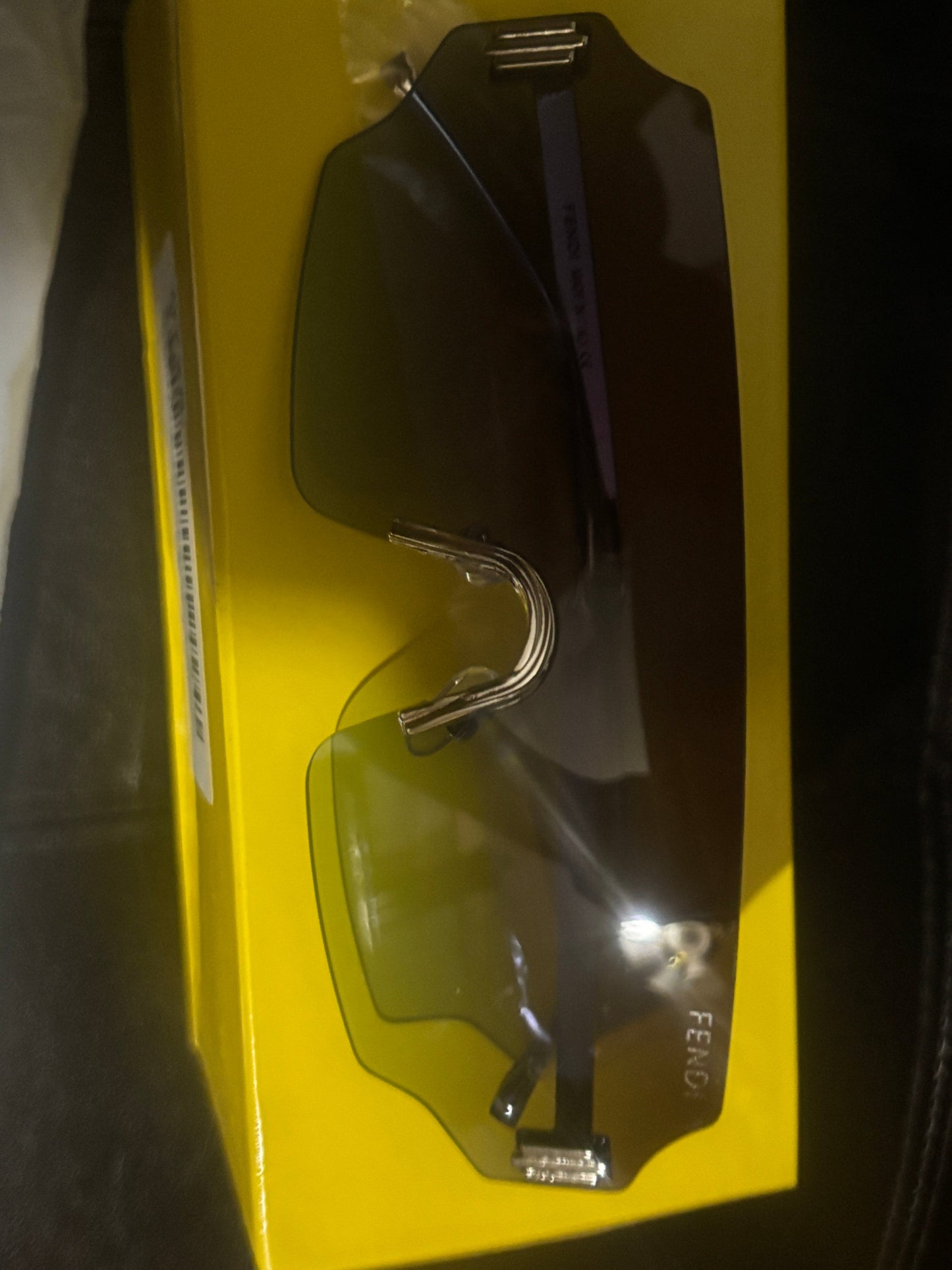 ✨ Rimless Shield Mask Sunglasses with Metallic Nose Bridge & Logo Temples — Item #1838