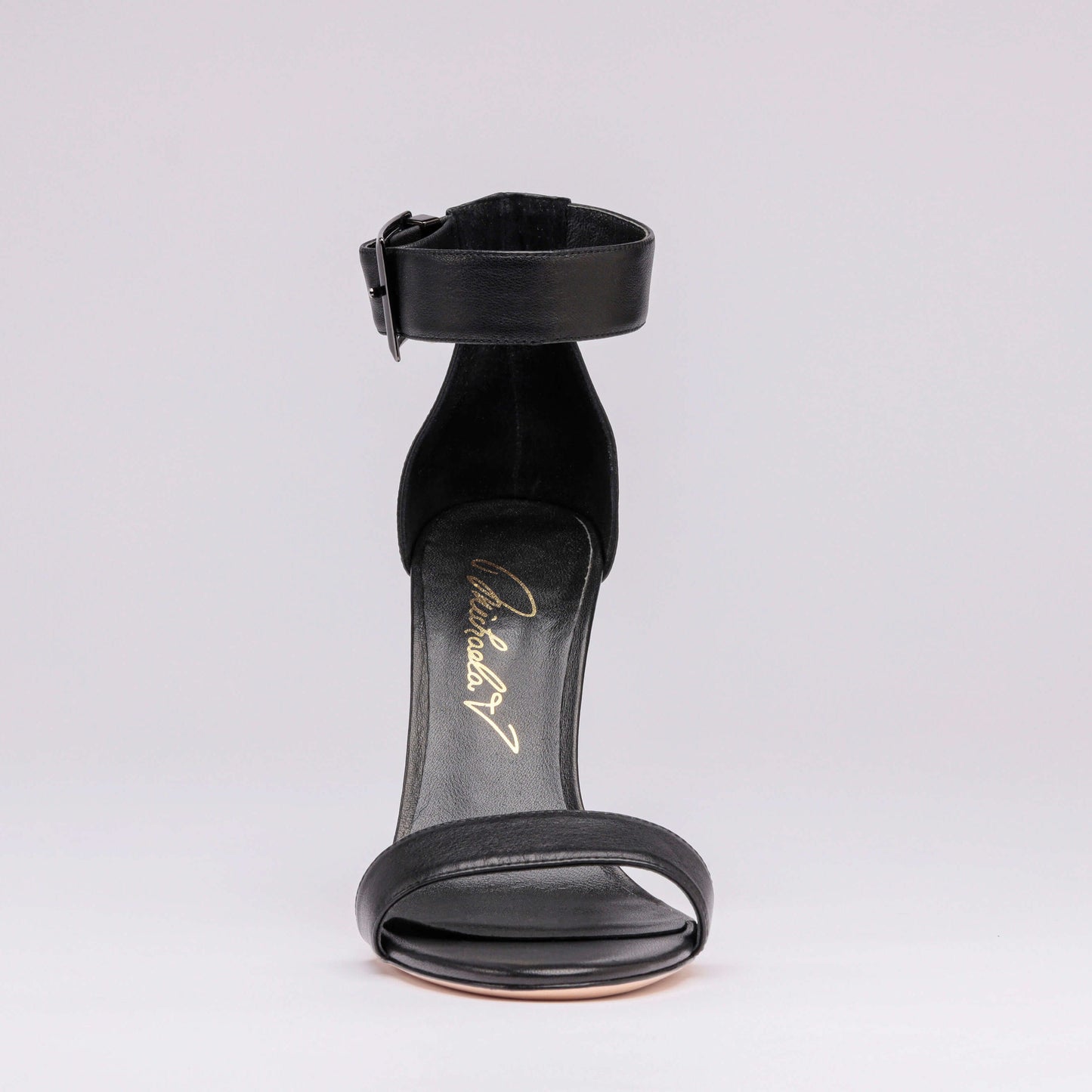 ✨Michaela V Chapman Black Leather Heels🎀