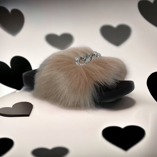 🎀Michaela V Pupa Slipper – Hellbraun✨