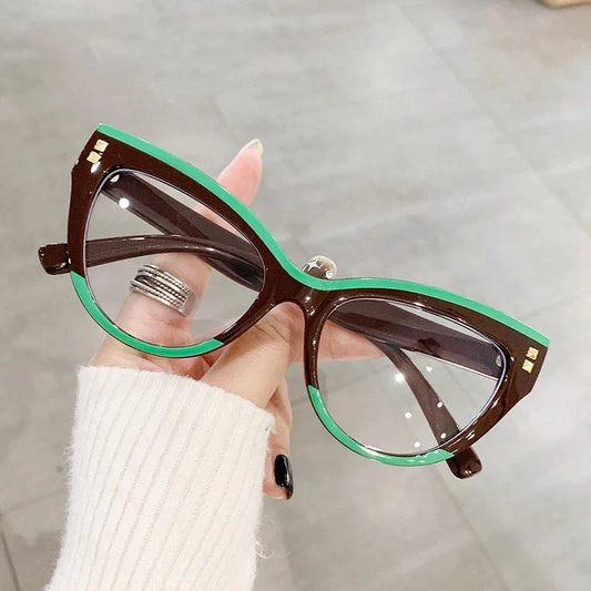✨Anti-Blaulicht Optische Cat-Eye-Brille Damen Vintage Designer Myopie Sehstärke Sexy Nieten Brillenrahmen für Damen