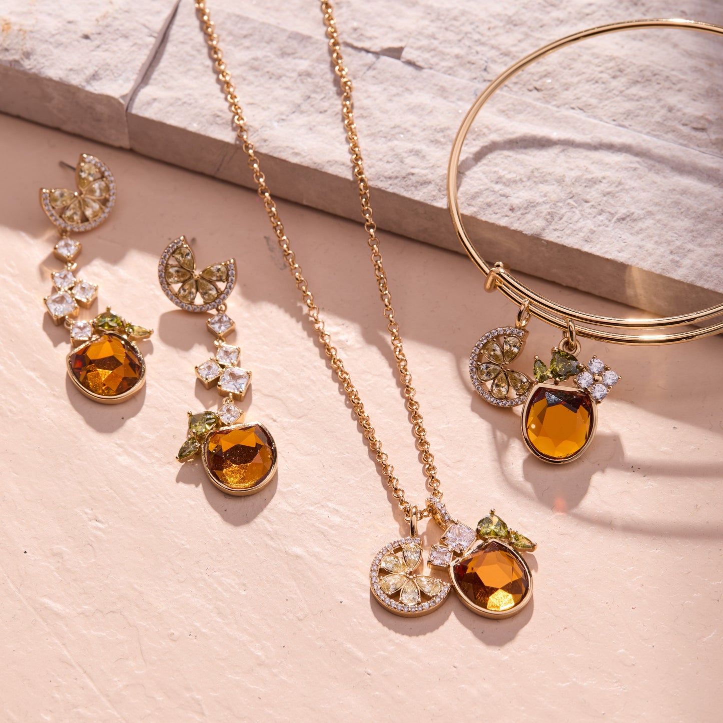 Spritz O'Clock Necklace ✨🍋🧃 Gold Aperol Spritz Crystal Charm Pendant | Alex and Ani 💎👑