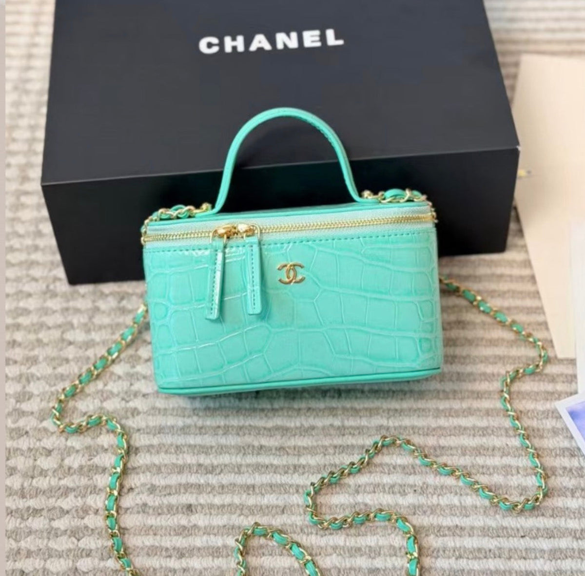 ⚠️ PRE-ORDER | Luxury Inspired Chanel CC Vanity Crossbody Bag | Mint Green Croc-Embossed 💚✨👑 #CC45