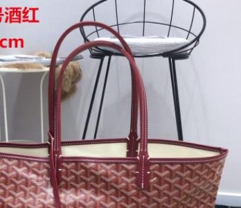 Luxury Large Pattern Shoulder Tote Bag 💜💫✨ | European Retro Style | Soft PVC | Zipper Closure | Designer-Inspired Women’s Handbag 💎