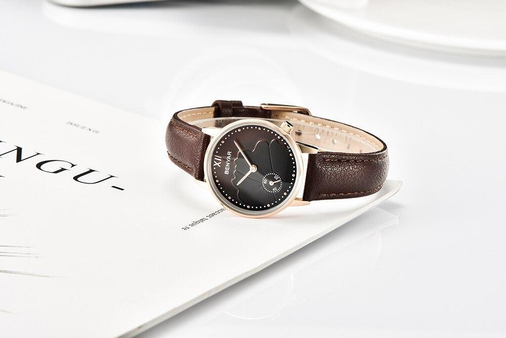 Women's Luxury Round Analog Quartz Watch ⌚✨ Waterproof Casual Wristwatch | 6 Colors 🤍💙🖤