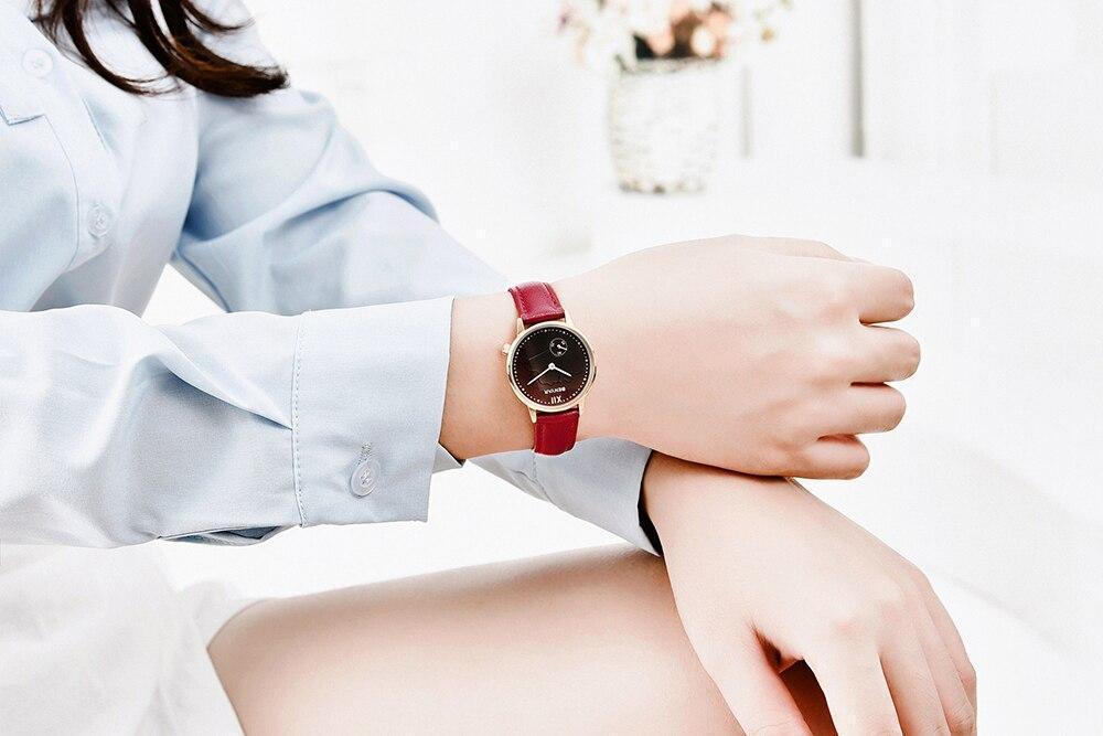 Women's Luxury Round Analog Quartz Watch ⌚✨ Waterproof Casual Wristwatch | 6 Colors 🤍💙🖤